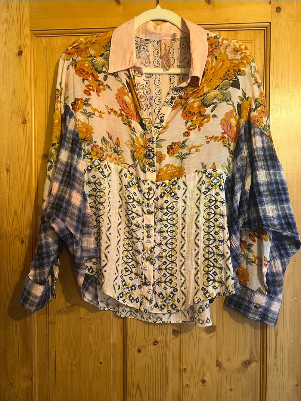 ARRATA M NWOT Boho Floral Patchwork Button-Down Top in Yellow & Blue